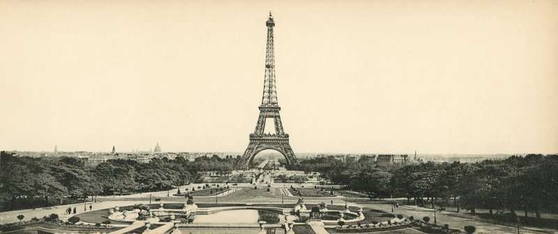 Paris, a Torre Eiffel e os Jardins Champs-de-Mars, a Torre Eiffel e os Jardins Champ de Mars de French Photographer