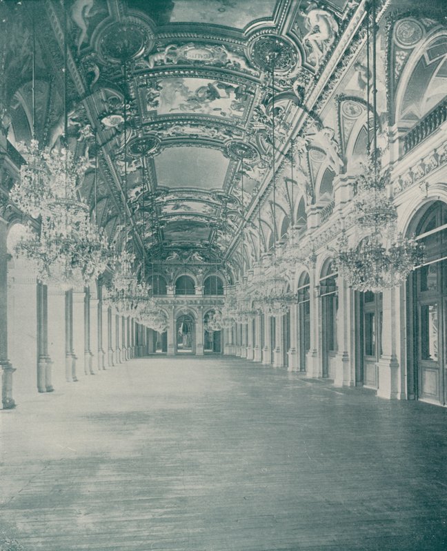 Paris: The Ball-Room, Hotel de Ville (foto a p/b) de French Photographer