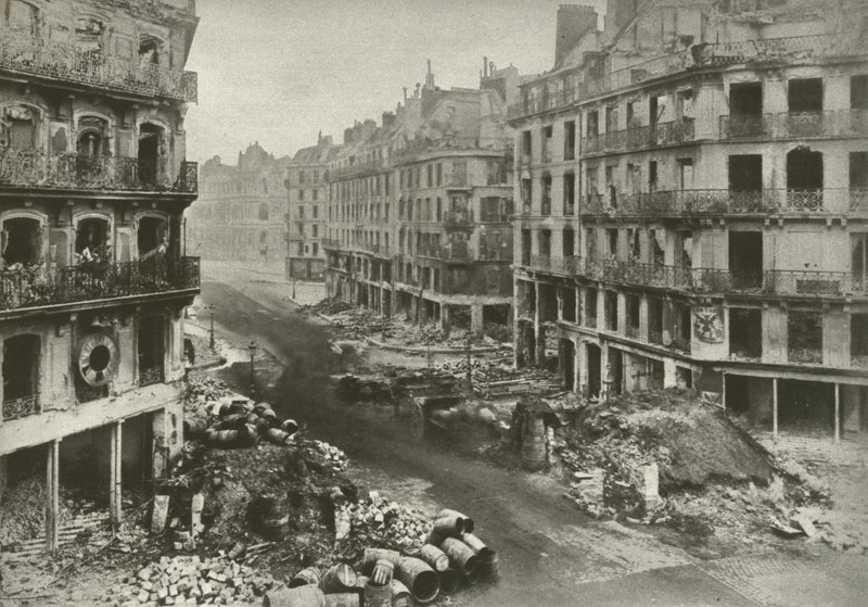 Rue De Rivoli, Paris, após a semana que terminou a Comuna de French Photographer