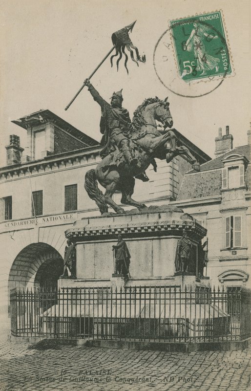 Estátua de Guilherme, o Conquistador, Falaise, Normandia. Postal enviado em 1913. de French Photographer