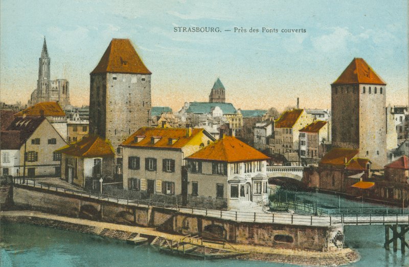 Estrasburgo: Pres des Ponts couverts (fotografia a cores) de French Photographer