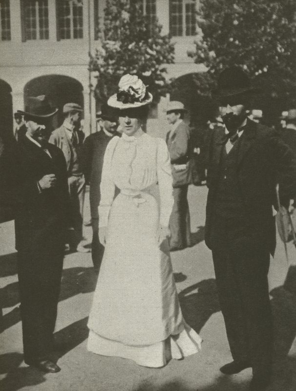 The Lady In White, as provas Dreyfus (foto a p/b) de French Photographer