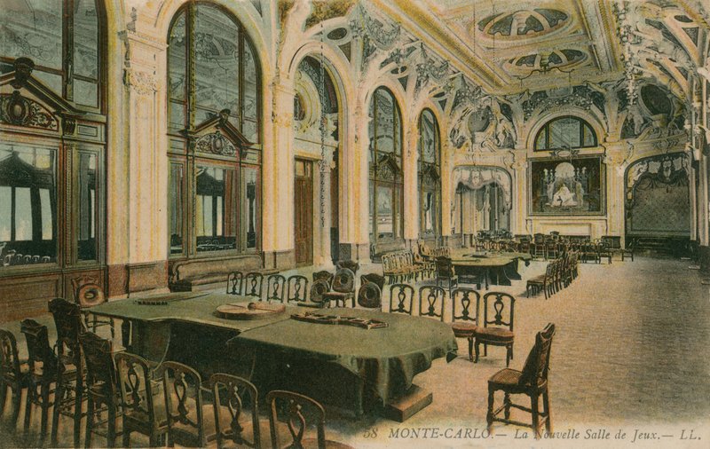 A nova sala de jogos em um cassino de Monte Carlo. Postal enviado em 1913. de French Photographer