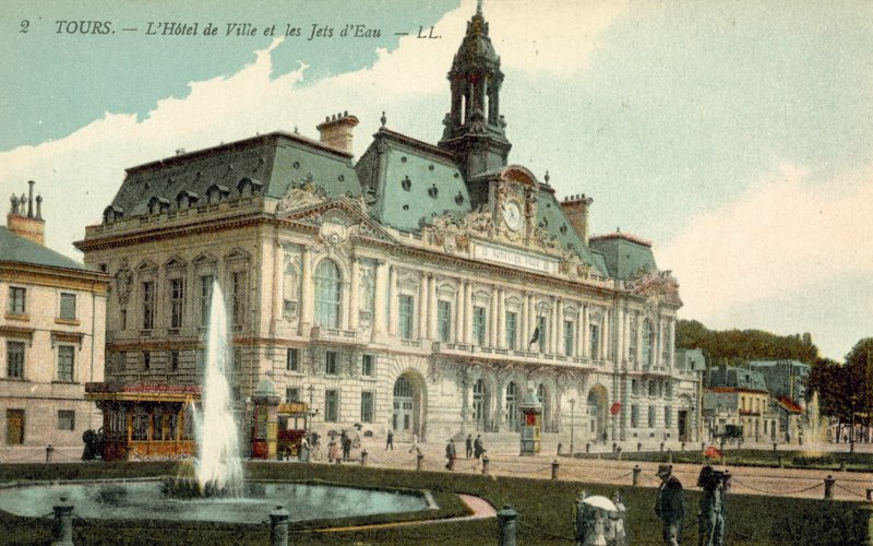Passeios, LHotel De Ville, The Jets DEau de French Photographer