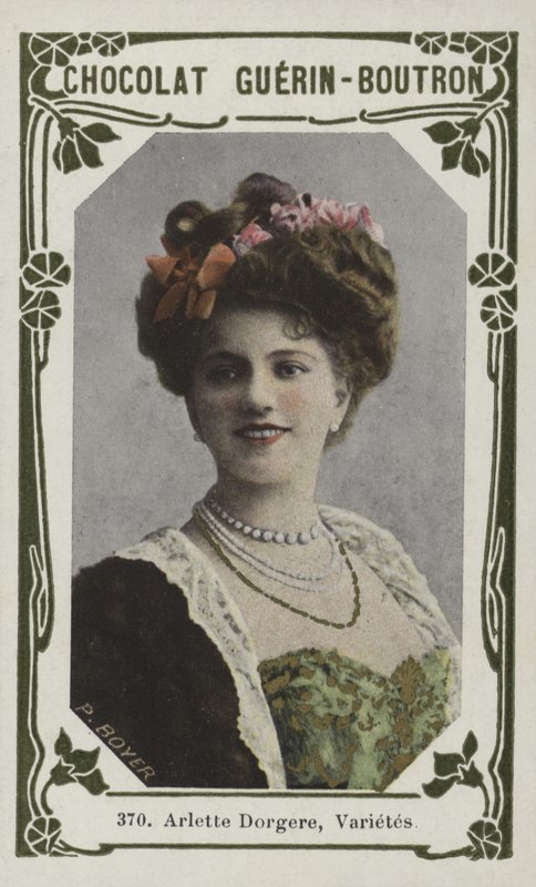 Arlette Dorgere, Varietes (foto colorida) de French School