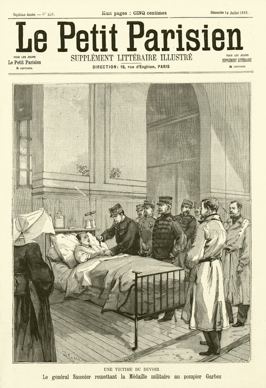 O General Saussier concede a Medalha Militar Francesa a um bombeiro chamado Garbez, ferido no cumprimento do dever (gravura) de French School