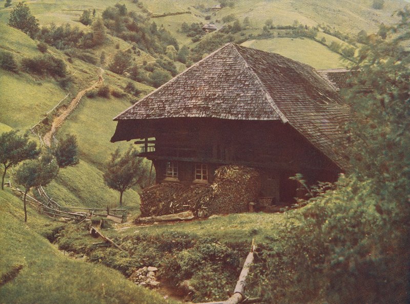 Quinta tradicional da Floresta Negra, Alemanha (fotografia a cores) de German Photographer