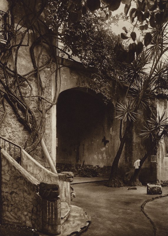 México: Cuernavaca, canto pitoresco (foto p/b) de Hugo Brehme