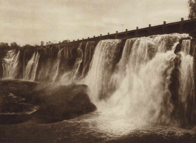 México: Cascata de Juanacatlan (fotografia a preto e branco) de Hugo Brehme