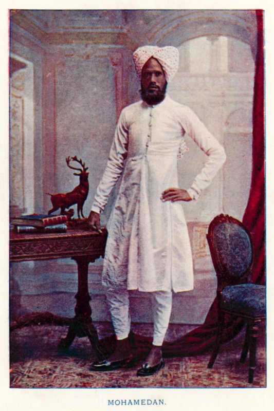 Nativos da Índia: Mohamedan (foto colorida) de Indian photographer