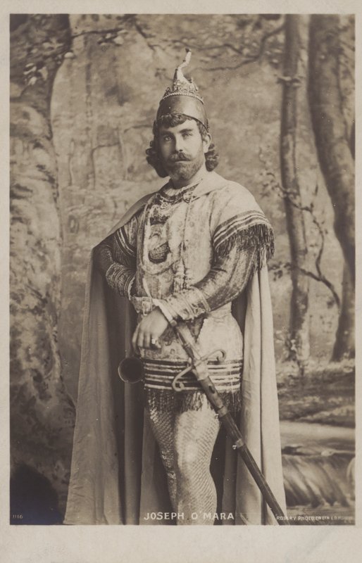 Joseph OMara, tenor irlandês de Irish Photographer