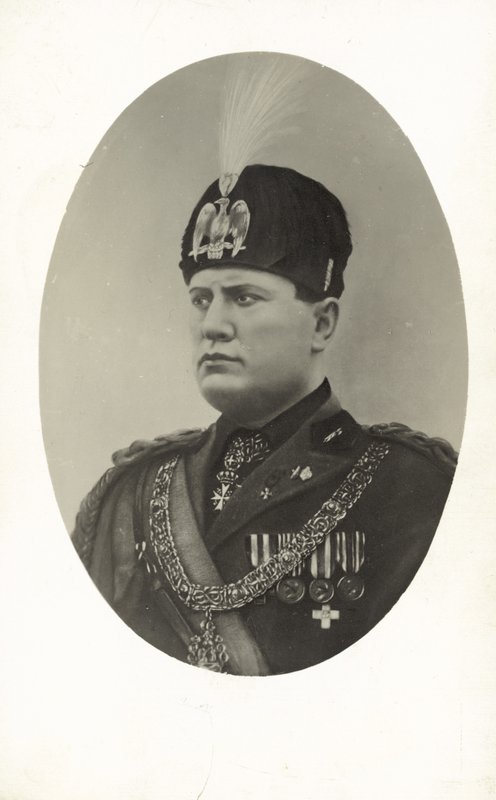 Benito Mussolini (foto a p/b) de Italian Photographer