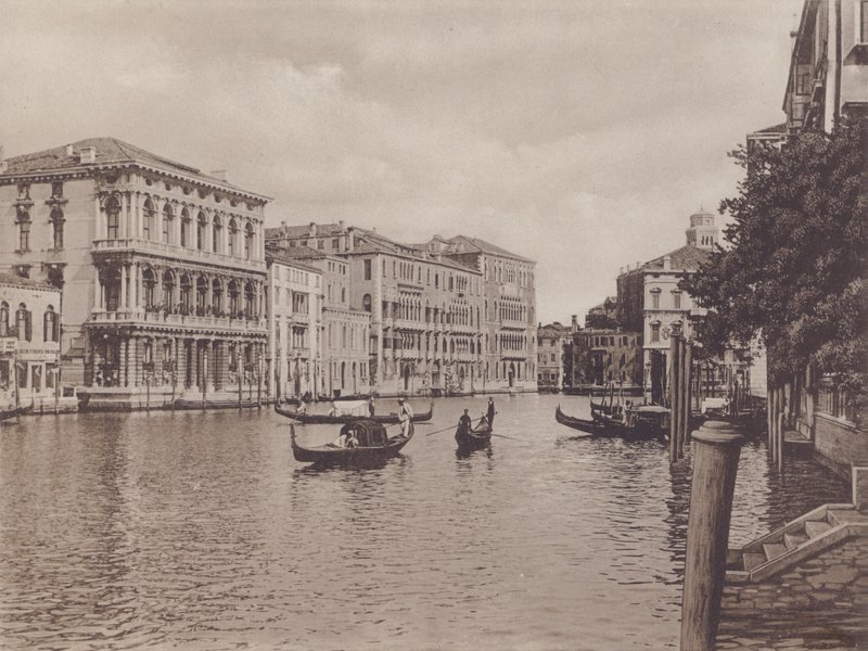 Canal Grande E Palazzo Browning (foto a p/b) de Italian Photographer