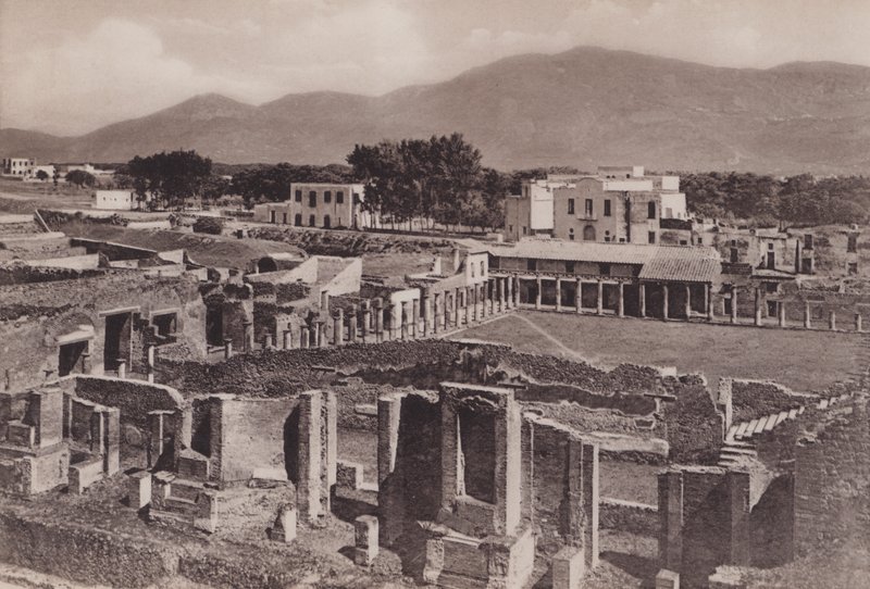 Caserma Dei Gladiatori Con Panorama, A Escola de Esgrima (foto a p/b) de Italian Photographer