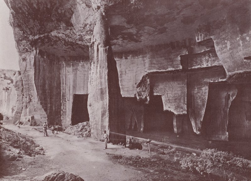 Itália: Syracuse, Latomia del Paradiso (foto a p/b) de Italian Photographer