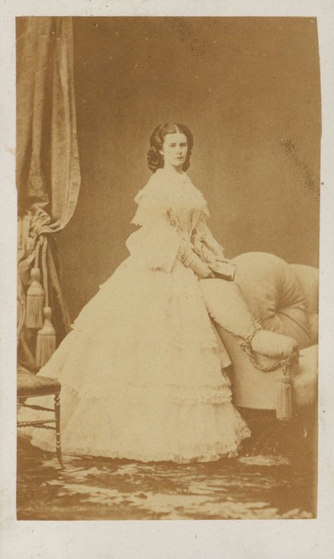 Maria Sofia da Baviera, Rainha Consorte de Francisco II, Rei das Duas Sicílias (foto p/b) de Italian Photographer