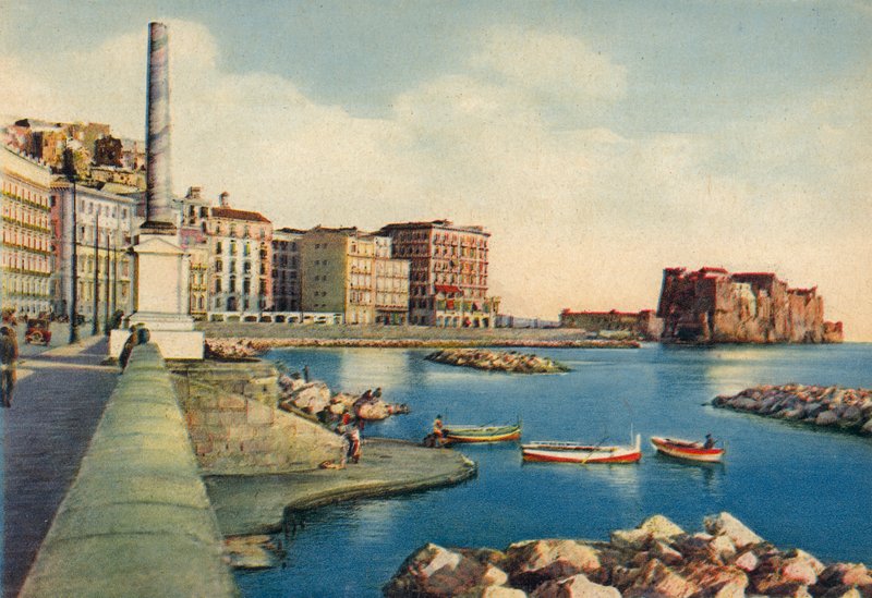 Napoli / Nápoles: Via Partenope e Castel Dell