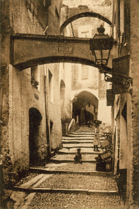 San Remo, Cidade Velha, Via Santa Brigida (foto a p/b) de Italian Photographer