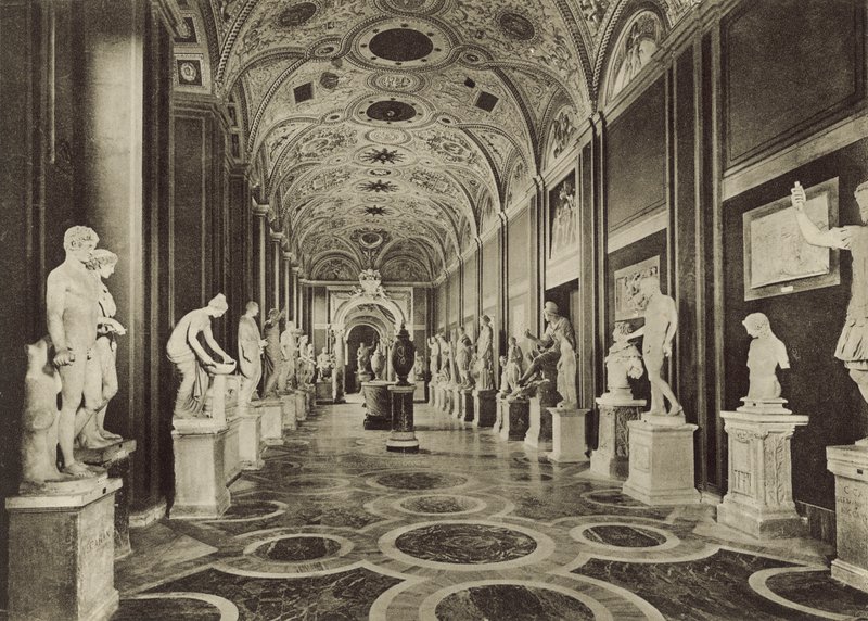O Museu do Vaticano, o interior da estátua Hall de Italian Photographer