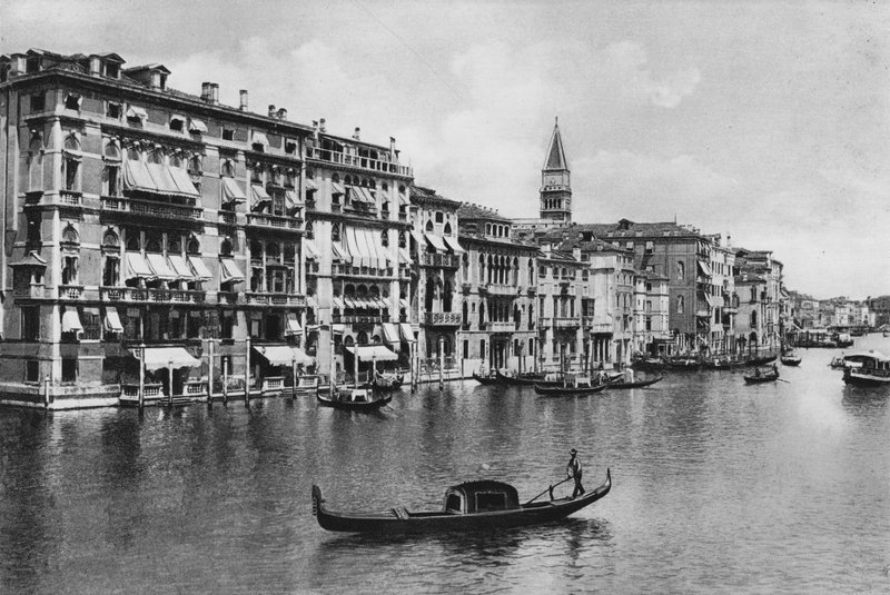 Veneza, Grand Canal e Hotéis (foto a p/b) de Italian Photographer