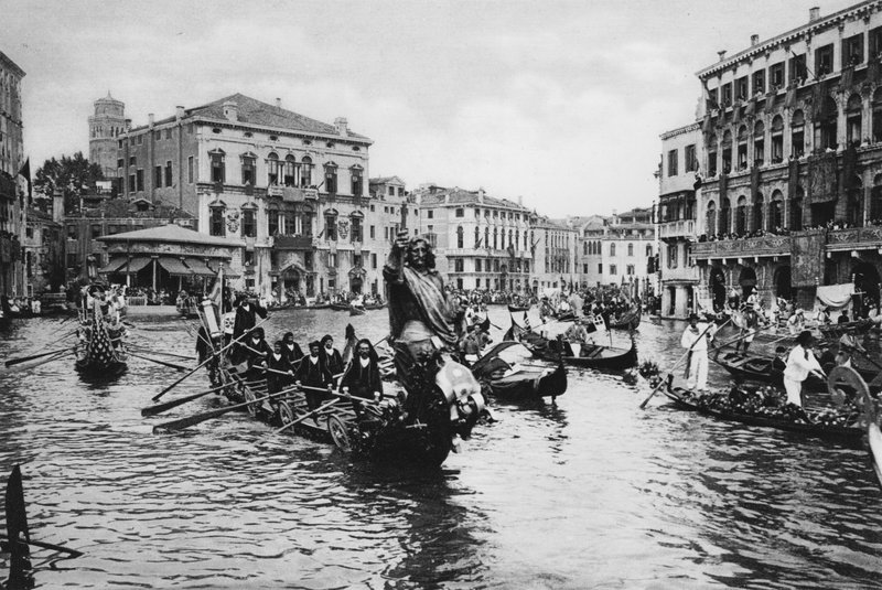 Veneza, Grande Canal em festa (foto a p/b) de Italian Photographer