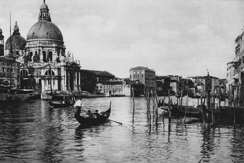 Veneza, Igreja da Salute (foto a p/b) de Italian Photographer