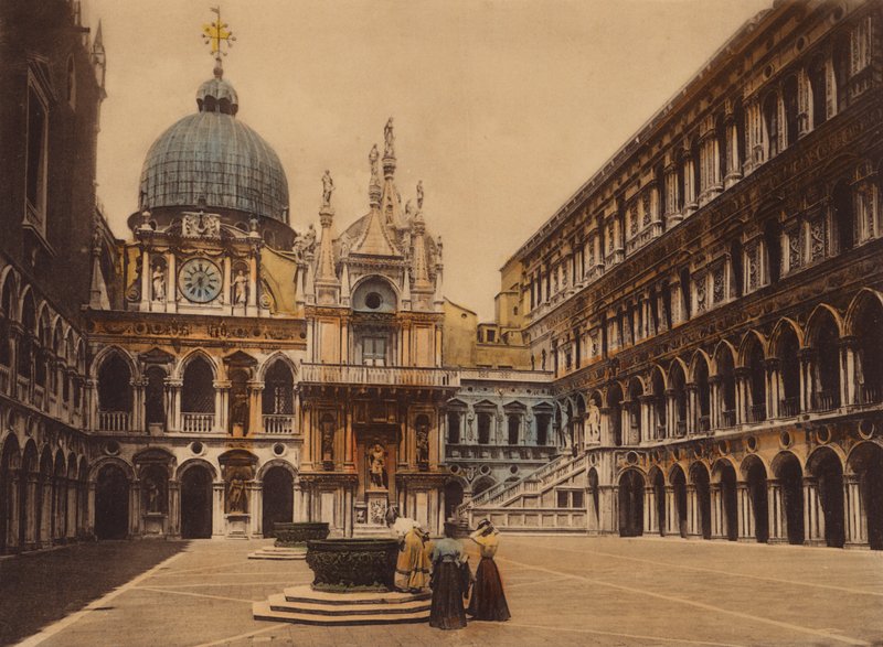 Veneza / Veneza: Pátio do Palácio Ducal (fotografia a cores) de Italian Photographer