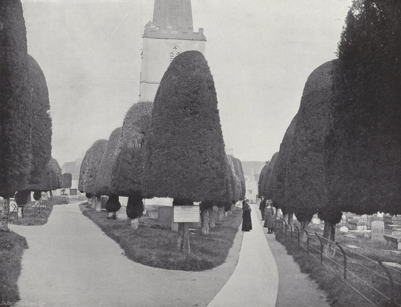 Clipping a Igreja, Painswick Churchyard de J. Benjamin Stone