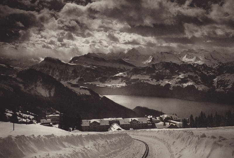 Rigi Kaltbad e Lago Lucerna (foto p/b) de Jean Gaberell