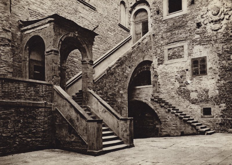 Itália: Cortona, Palazzo Pretorio (foto p/b) de Kurt Hielscher