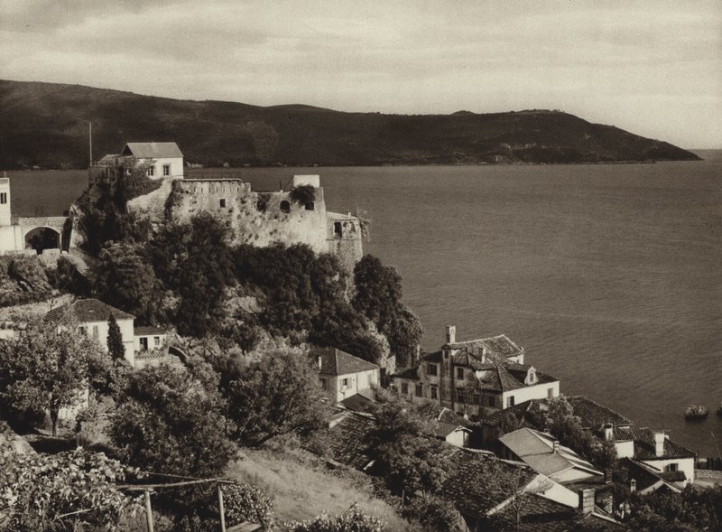 Jugoslávia: Castelnuovo na Baía de Cattaro (foto a p/b) de Kurt Hielscher