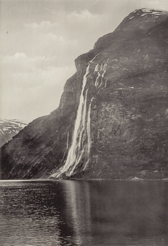 The Seven Sisters (Waterfall) Geiranger (foto a p/b) de Norwegian Photographer