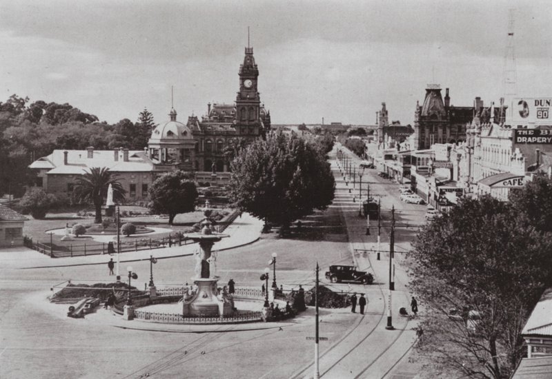 Uma vista de Bendigo, Victoria (foto a p/b) de Photographer Australian