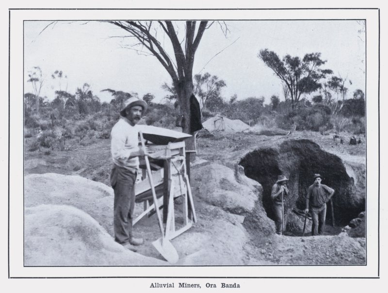 Mineiros aluviais, Ora Banda (foto a p/b) de Photographer Australian