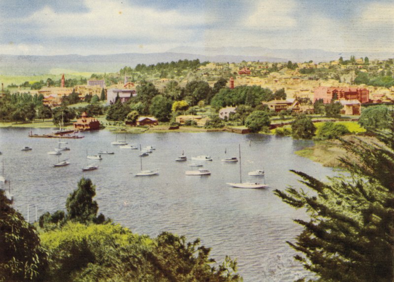 Tasmânia: Vista panorâmica de Launceston (foto a cores) de Photographer Australian