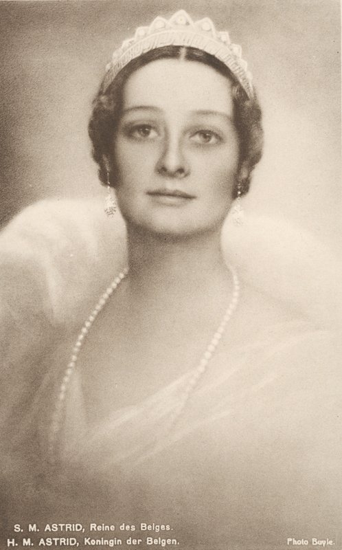 Astrid da Suécia, rainha dos belgas, consorte de Leopold III da Bélgica (foto a p/b) de Photographer Belgian