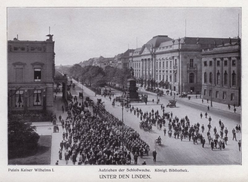 Berlim: Unter den Linden (foto a p/b) de Photographer German