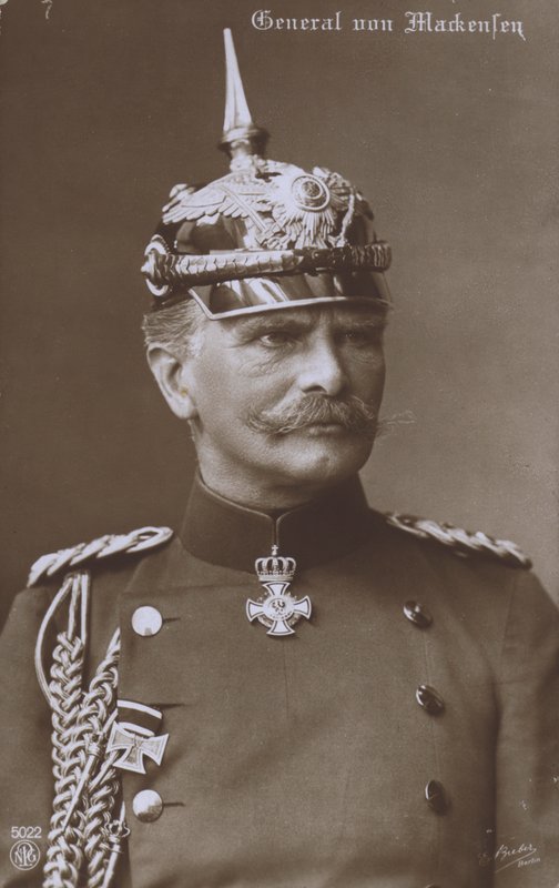 Marechal de Campo August von Mackensen, comandante militar alemão da Primeira Guerra Mundial (foto a p/b) de Photographer German