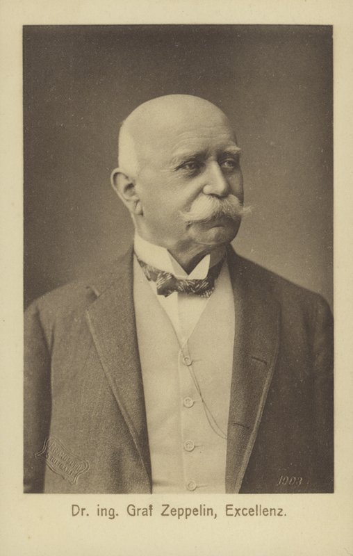 Graf Ferdinand von Zeppelin, designer e construtor de aeronaves alemão (foto a p/b) de Photographer German