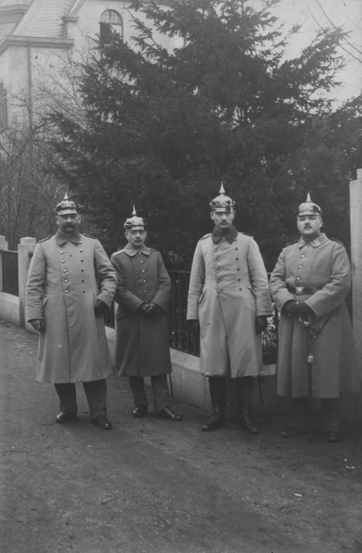 Grupo de oficiais do exército alemão (foto a p/b) de Photographer German