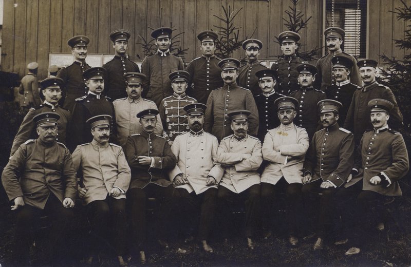 Grupo de oficiais do exército alemão (foto a p/b) de Photographer German