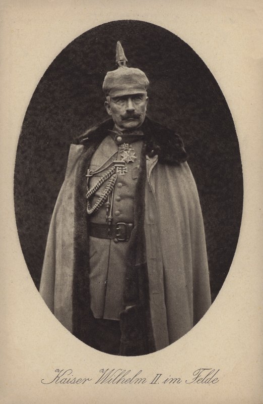 Kaiser Wilhelm II da Alemanha em uniforme militar (foto a p/b) de Photographer German