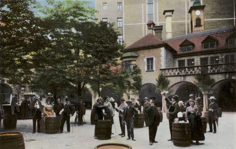 Munique/Munique: Konigl Hofbrauhaus, Hof (foto) de Photographer German