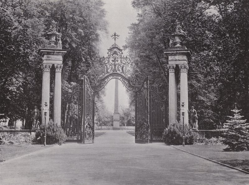 Potsdam, Entrada do Parque de Sanssouci (foto a p/b) de Photographer German