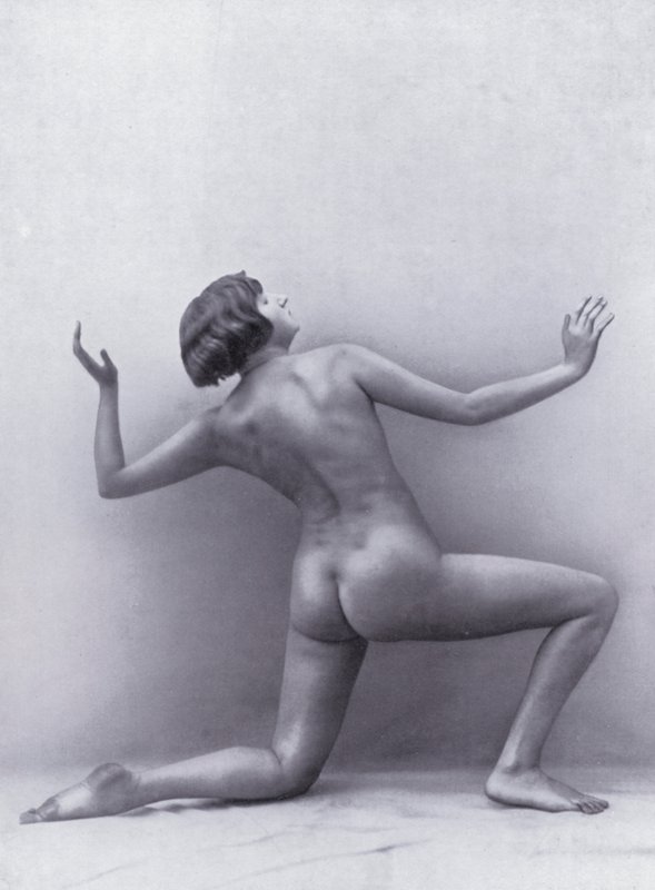 The Body Beautiful, Physical Culture for Women (foto a p/b) de Photographer German