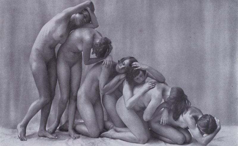 The Body Beautiful, Physical Culture for Women (foto a p/b) de Photographer German