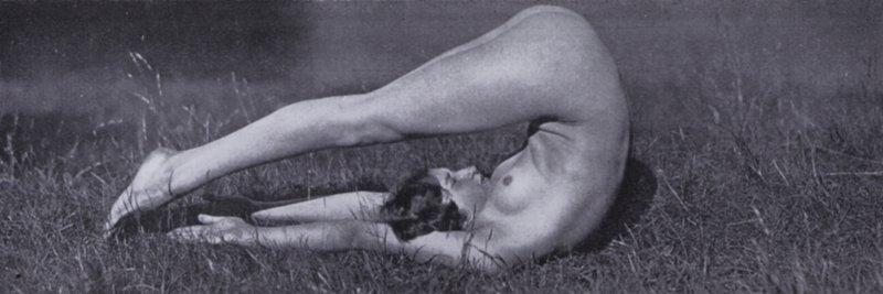 The Body Beautiful, Physical Culture for Women (foto a p/b) de Photographer German