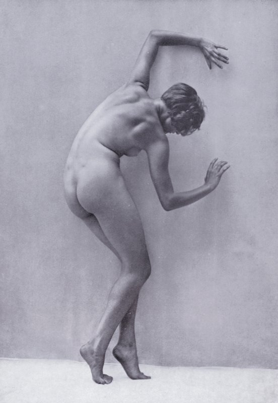 O corpo belo, cultura física para mulheres (fotografia a preto e branco) de Photographer German