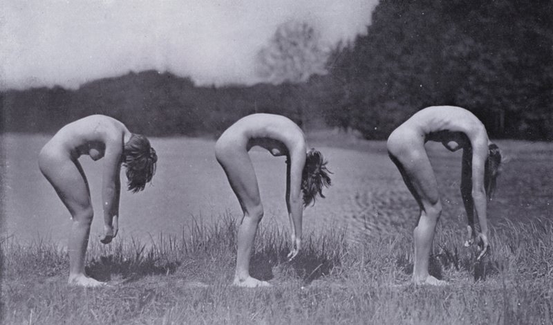 The Body Beautiful, Physical Culture for Women (foto a p/b) de Photographer German