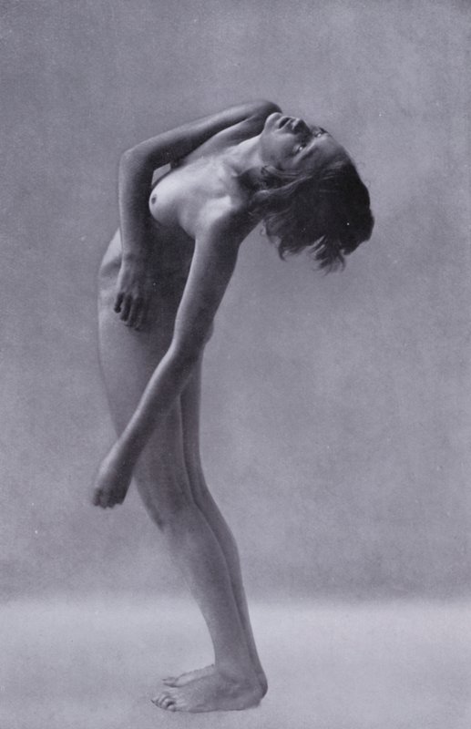The Body Beautiful, Physical Culture for Women (foto a p/b) de Photographer German